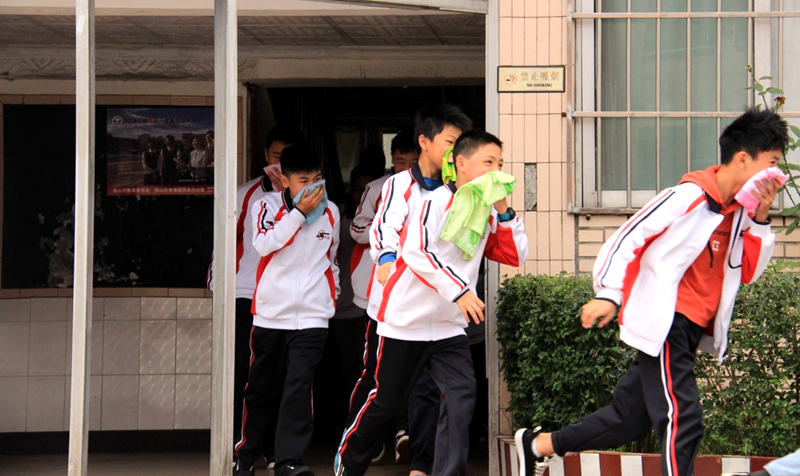 1540801186130786.jpg 01.jpg