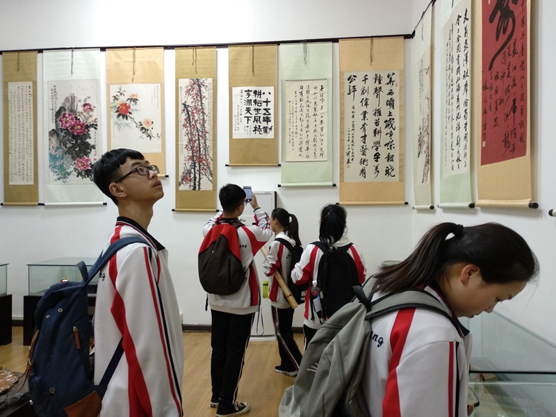 1555296855108054.jpg webwxgetmsgimg (3).jpg